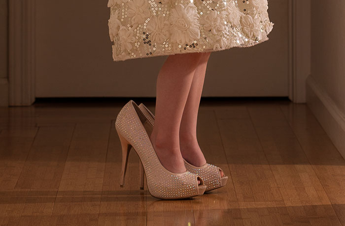 Dad Is Furious When His Daughter's Babysitter Demands He Pay For The Personal Things She's Ruined Dad Is Furious When His Daughter's Babysitter Demands He Pay For The Personal Things She's Ruined