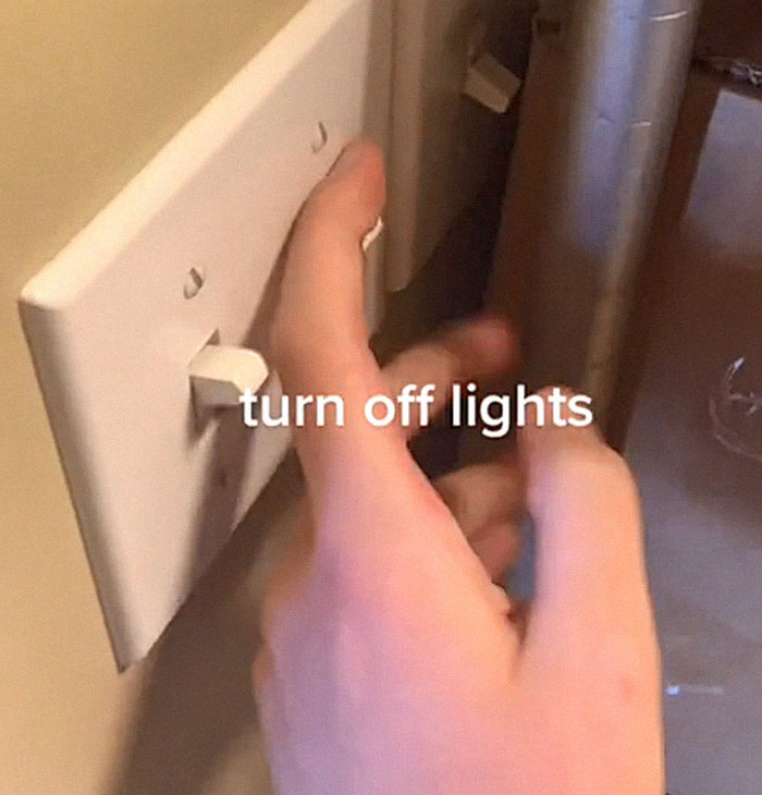 &ldquo;I Don&rsquo;t Work For Free&rdquo;: Employee Posts How She Quit Her Toxic Job, Causes Internet Drama