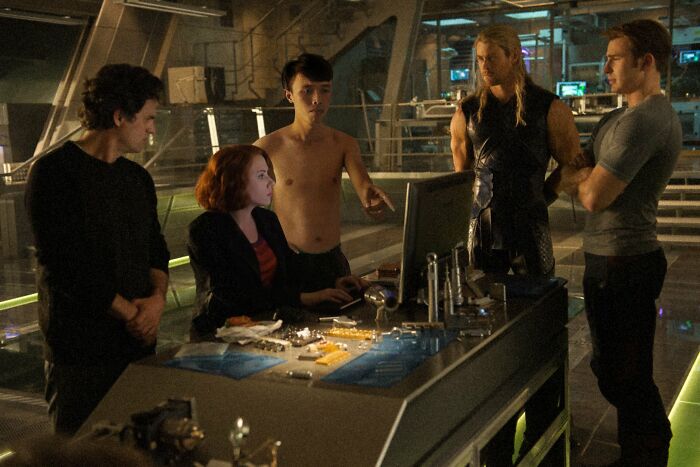 The Amazing Digital Skills Of This Vietnamese Make Him Stand Next To Any Celebrity (60 Pics)