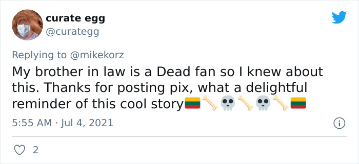 Inspirational Story Of One Of The Most Famous Tie-Dye Shirts Created For A Post-Soviet Lithuanian Basketball Team By An American Rock Band Is Going Viral