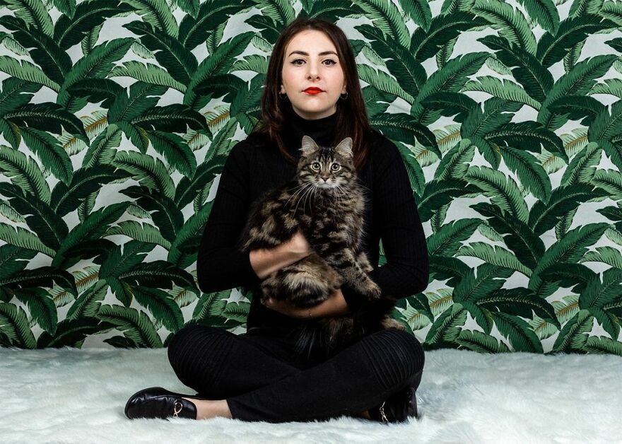 This Photographer Makes Fun And Quirky Portraits Of Its Owners With Their Pets (100 Pics)
