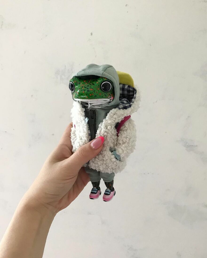 Russian Artist Makes Clay Dolls That Are Cute And Fashionable