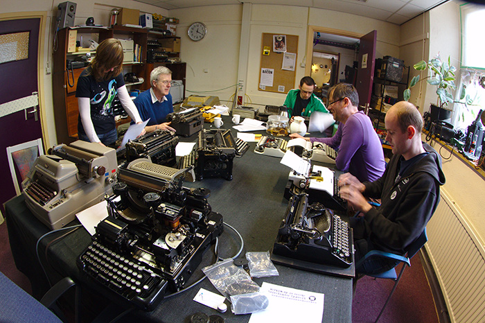 “I Am The Chosen One But I Hate It”: People In This Online Group Share 30 Of The Most Annoying Book Tropes