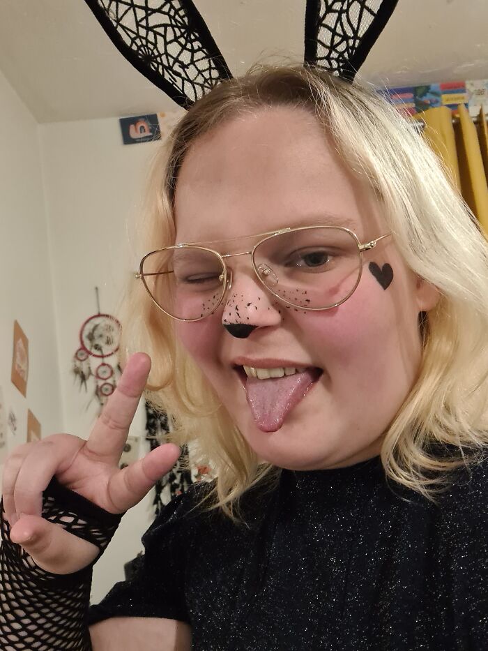 I'm Pretty Depressed At The Moment, So Finding A Selfie That I Actually Like Took Some Scrolling - I've Changed My Hair Colour Twice Since This One! Currently Pink And Blue