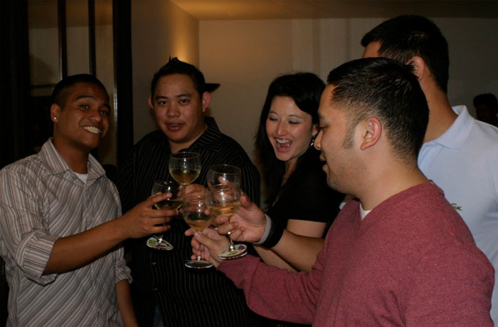 30 Times Friendships Ended Because People Realized They Were Fake, Shared By Folks Online