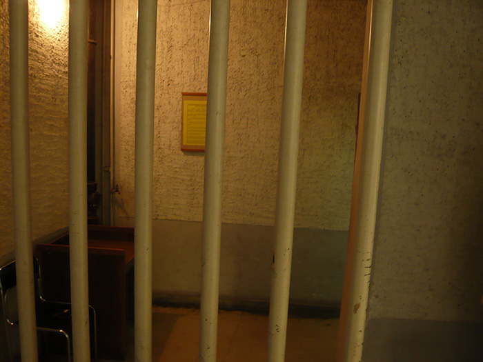 “I Am The Chosen One But I Hate It”: People In This Online Group Share 30 Of The Most Annoying Book Tropes