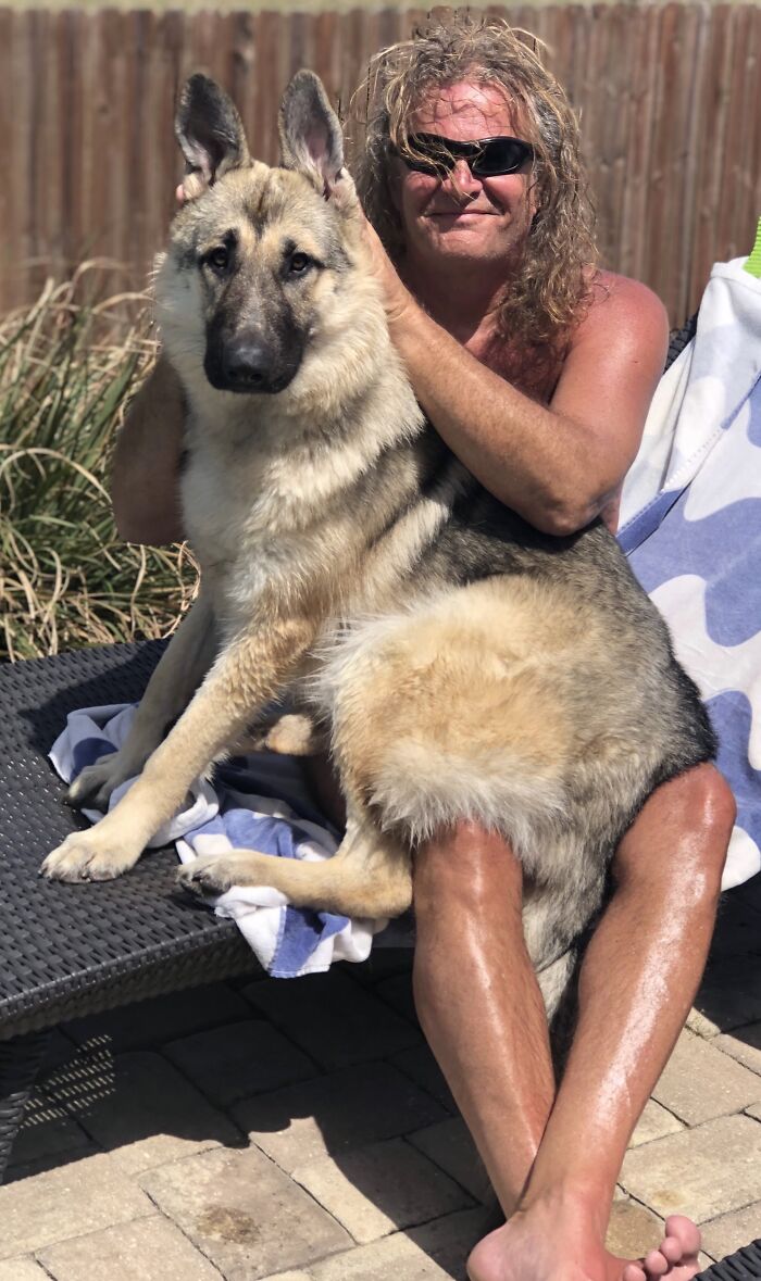 Saban Von Helsing & I Poolside. He Loves “Da Swimmins”!