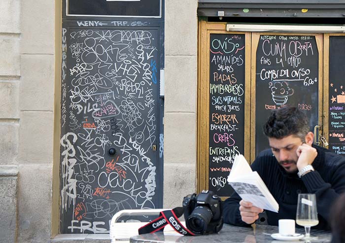 “I Am The Chosen One But I Hate It”: People In This Online Group Share 30 Of The Most Annoying Book Tropes