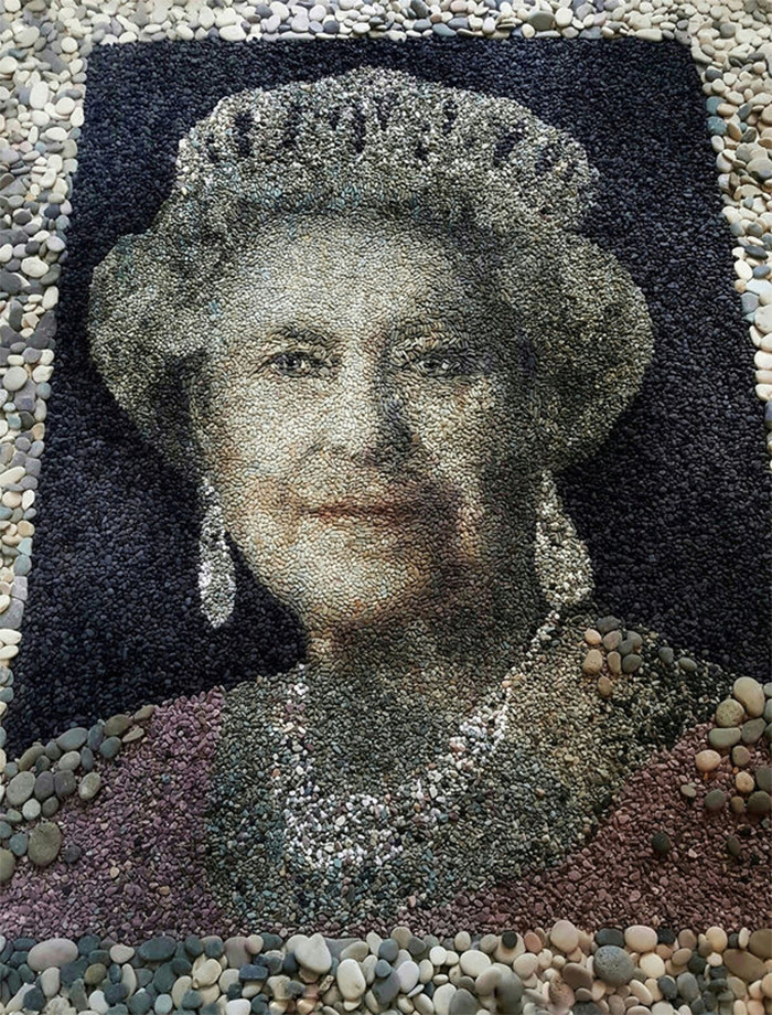 Justin Bateman's Pebble Mosaics
