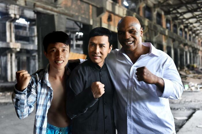 The Amazing Digital Skills Of This Vietnamese Make Him Stand Next To Any Celebrity (60 Pics)