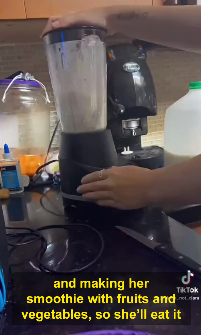 Stay-At-Home Mom Goes Viral With 2.1M Likes For Showing What She Does All Day After BF Blames Her For Doing Nothing Stay-At-Home Mom Goes Viral With 2.1M Likes For Showing What She Does All Day After BF Blames Her For Doing Nothing