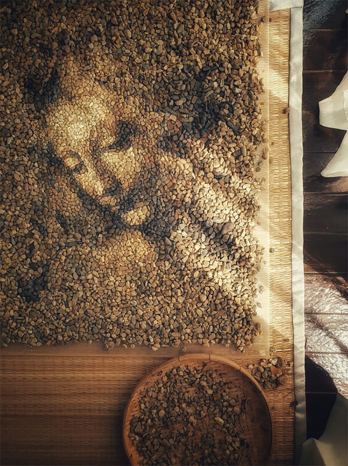 Justin Bateman's Pebble Mosaics