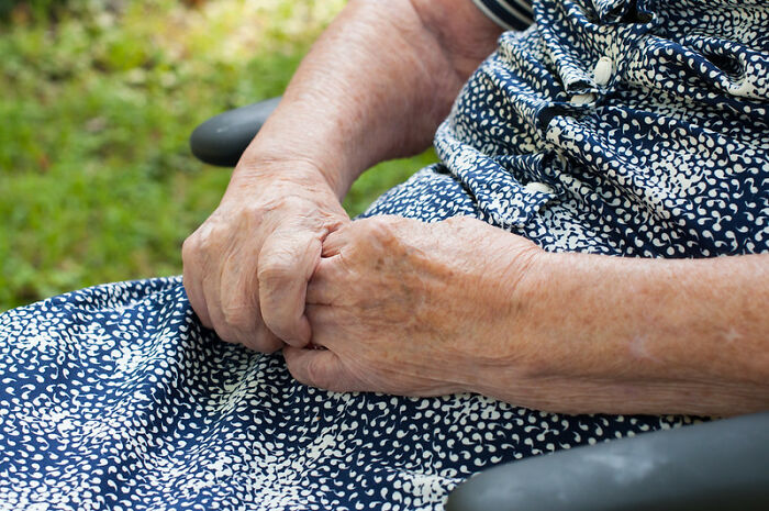 Stuff 30 Folks In This Online Group Would Do Differently If They Had Their Current Knowledge When They Were 15 Years Old