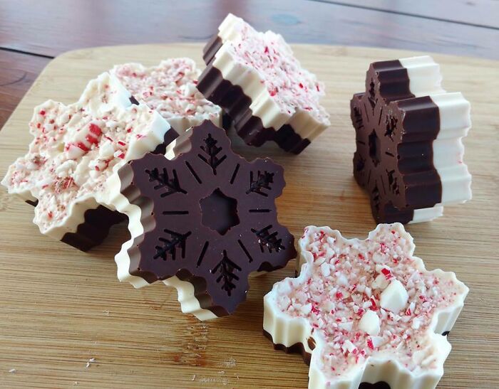 Homemade Snowflake Peppermint Bark
