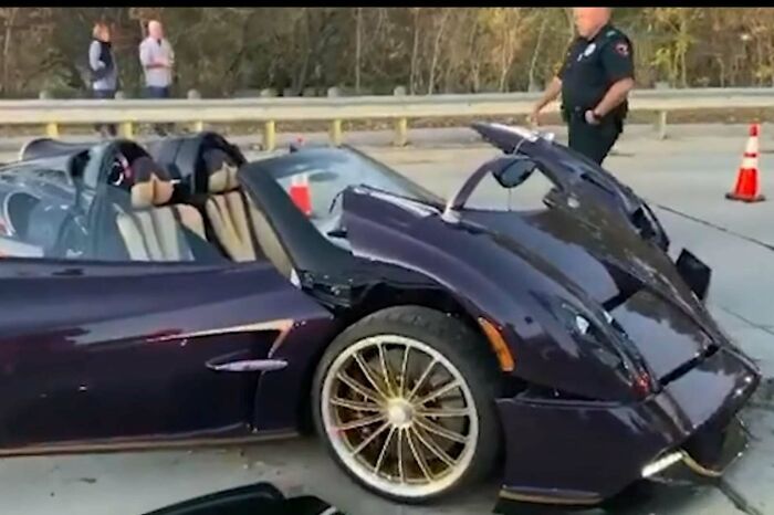 A Youtuber (Gg Exotics) Badly Crashed His Father's Rare 3.4 Million Dollar 1 Of 1 Pagani Huayra Roadster Onto A Curb (Driver Survived With Minor Injuries)