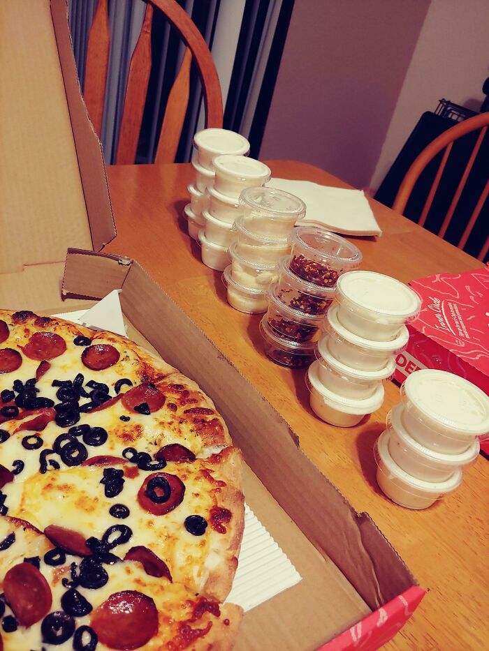 Asked For Some Extra Ranch. I Got 16