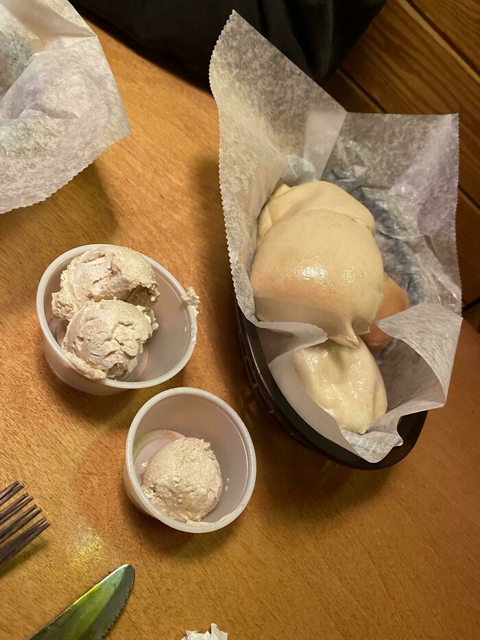 Asked For Extra Butter At Texas Roadhouse... Expected Just One Small Scoop. Got This Instead! (Picture Really Doesn’t Do It Justice)