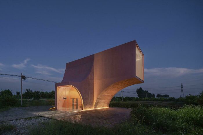 Peach Hut Community Center / Atelier Xi