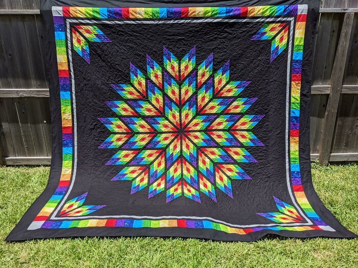 I Finished It! Four Months, One Test Quilt, Backordered Fabric, And 15 Hours Of Quilting On My Domestic Machine Later, And This 112" Beast Is Done!