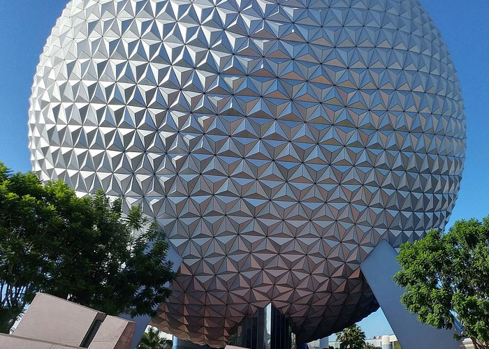 30 Of The Spiciest Work Secrets Shared By Former Disney Theme Park Employees