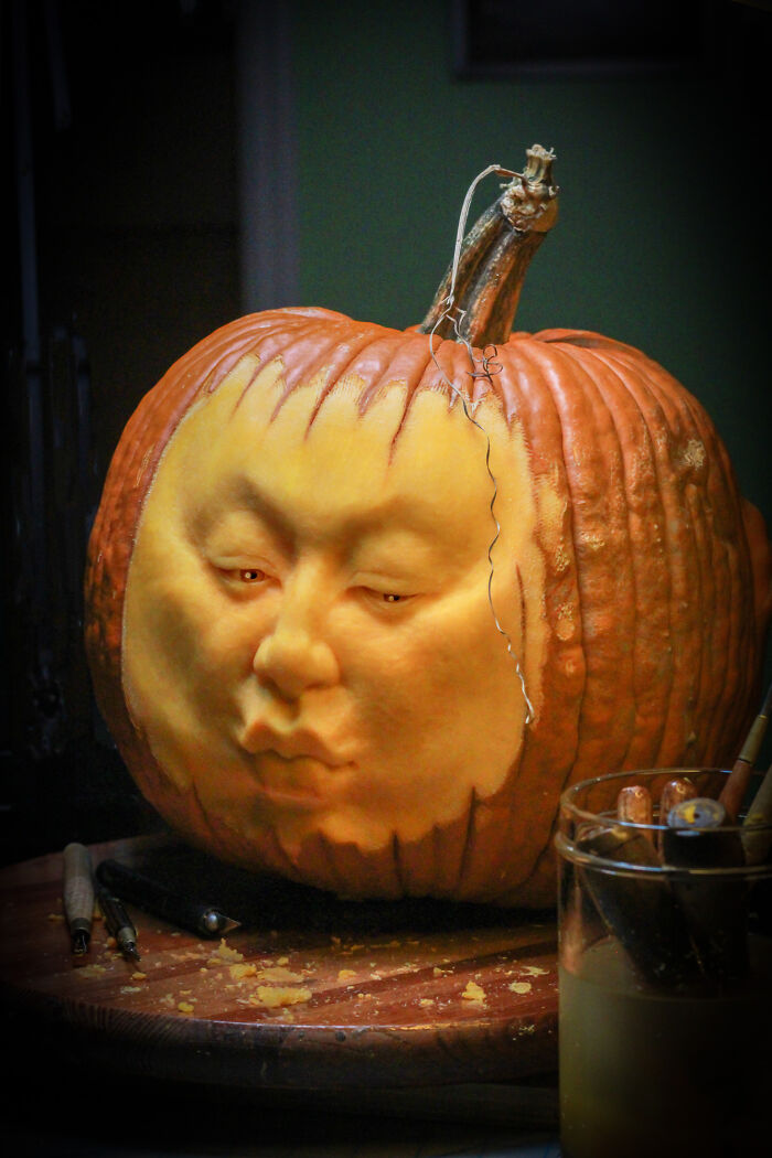 Deane Arnold Brings Pumpkins To Life!