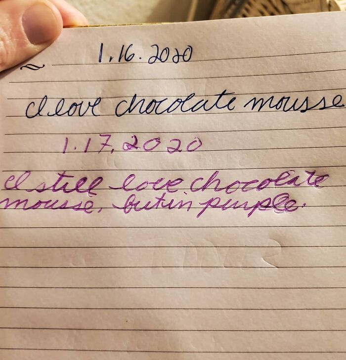 Journaling While Pregnant: A Study In Creative Brevity