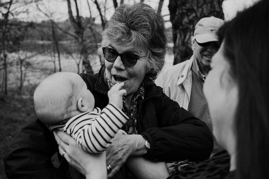 Here Are My Photographs Of Families Meeting Their Lockdown Babies Here Are My Photographs Of Families Meeting Their Lockdown Babies