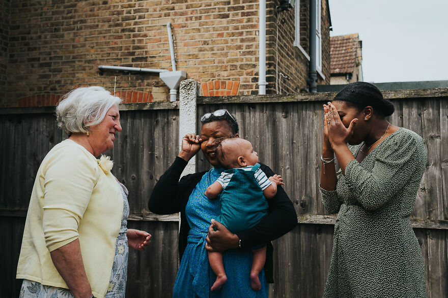 Here Are My Photographs Of Families Meeting Their Lockdown Babies Here Are My Photographs Of Families Meeting Their Lockdown Babies