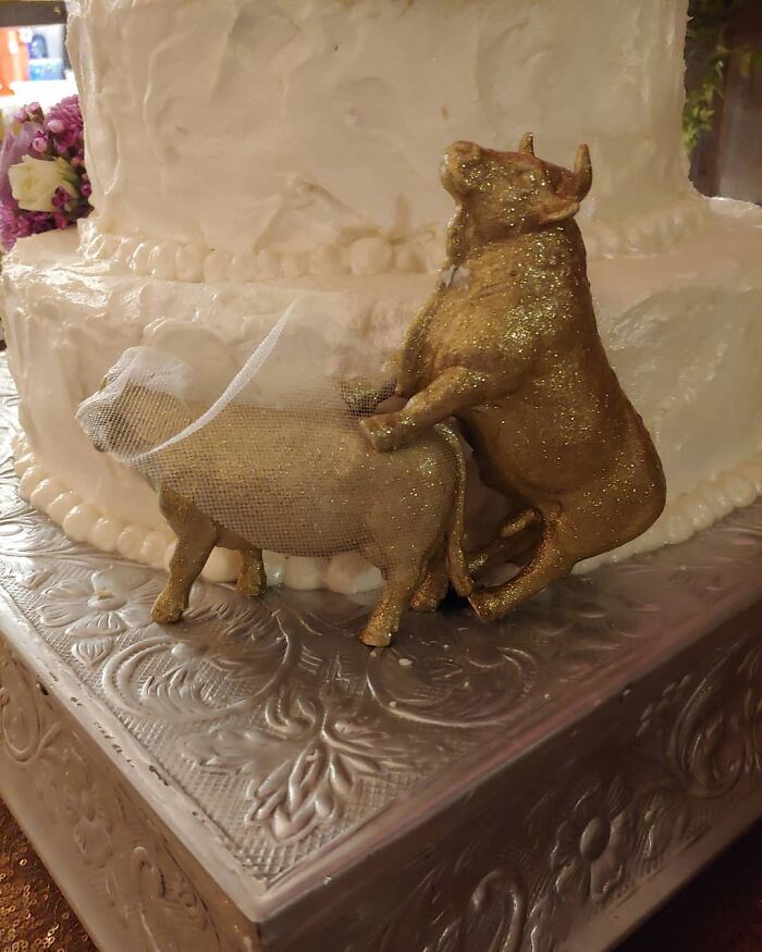 Noticed This On The Cake. The Bride Had Me Change It Back To "Normal" Unfortunately