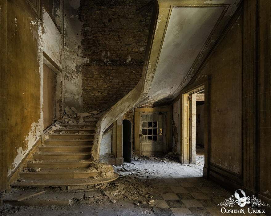 Even The Darkest Corner Offers Some Interesting Photographic Opportunities, Thanks To Some Gentle Evening Light