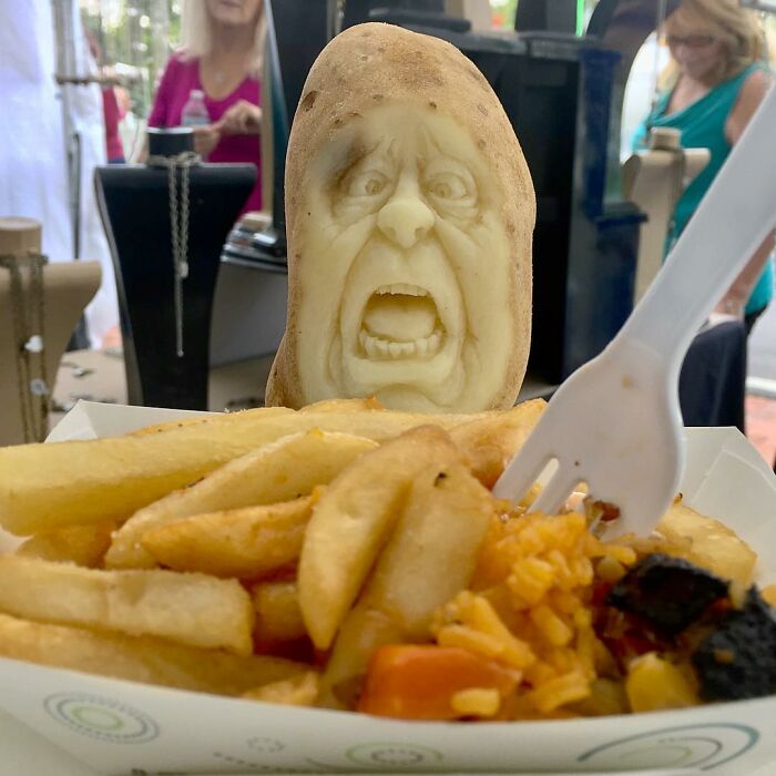 Deane Arnold Brings Pumpkins To Life!