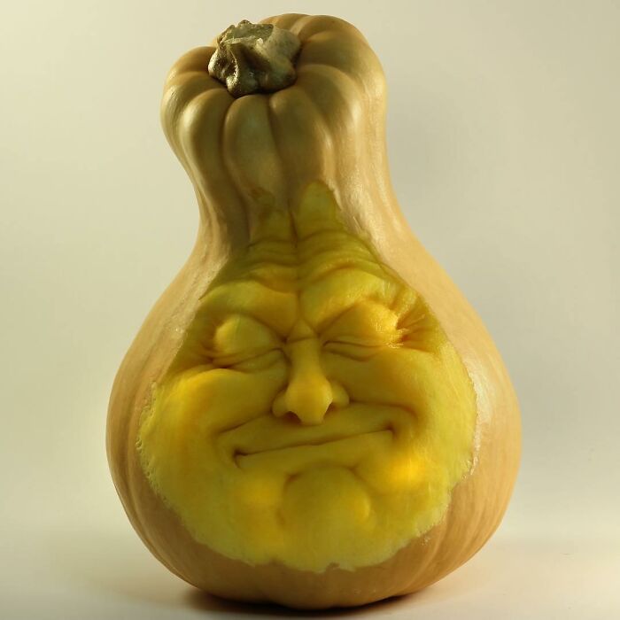 Deane Arnold Brings Pumpkins To Life!