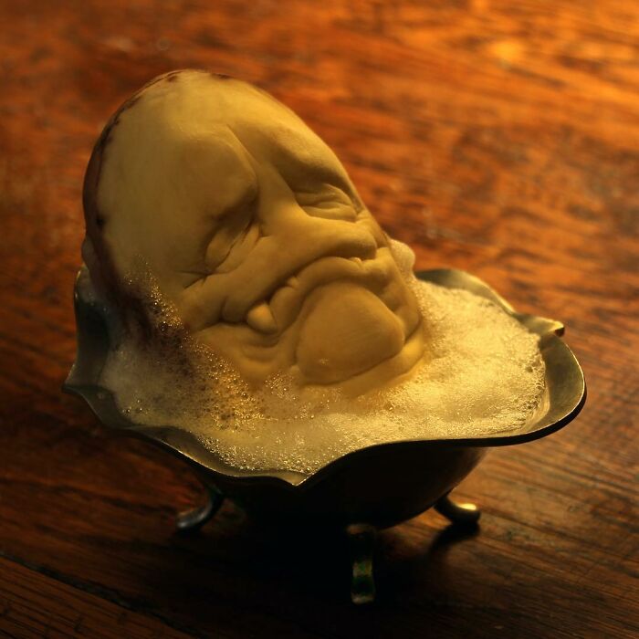 Deane Arnold Brings Pumpkins To Life!