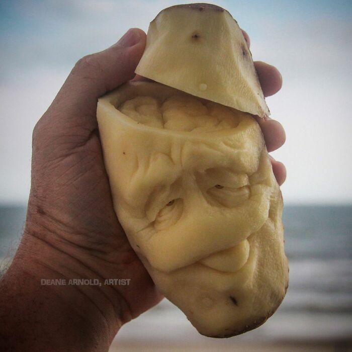 Deane Arnold Brings Pumpkins To Life!