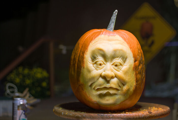 Deane Arnold Brings Pumpkins To Life!