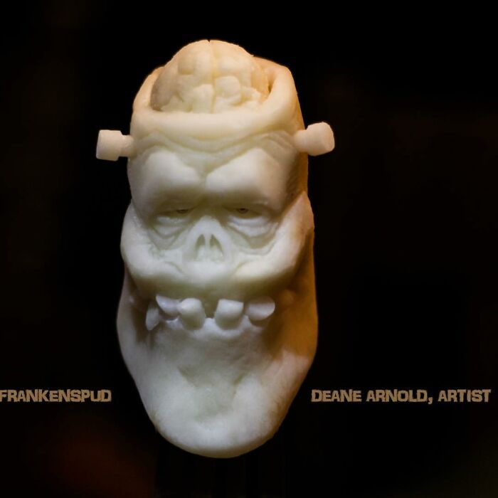 Deane Arnold Brings Pumpkins To Life!