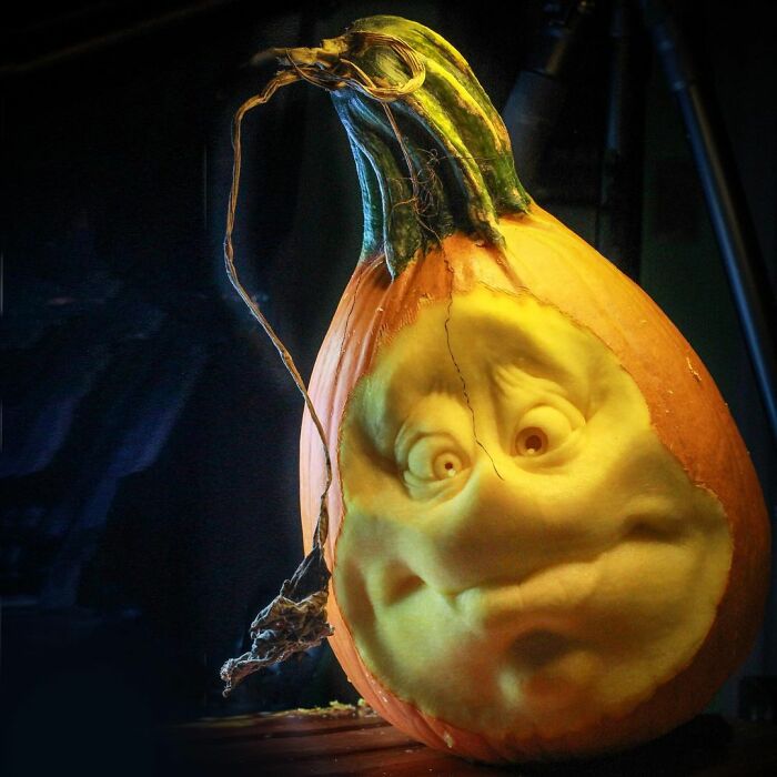 Deane Arnold Brings Pumpkins To Life!