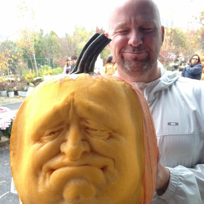 Deane Arnold Brings Pumpkins To Life!