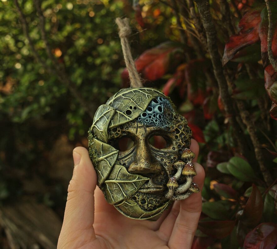 I Make Miniature Fantasy Sculptures And Figurines