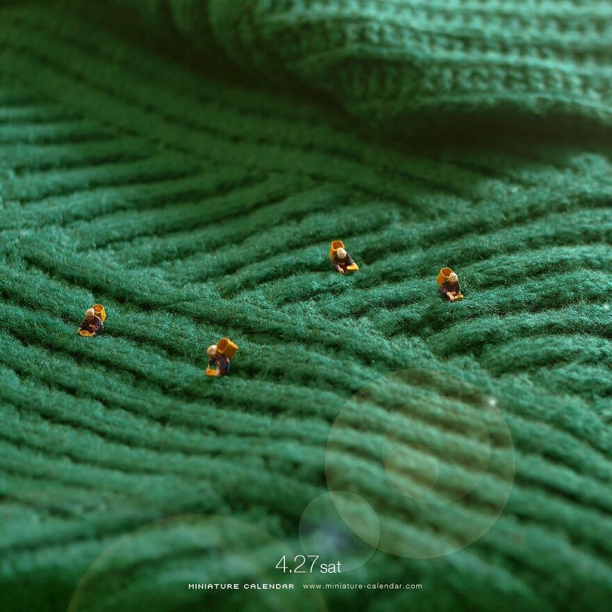 Every Day, This Artist Creates And Photographs Miniature Worlds (New Pics)