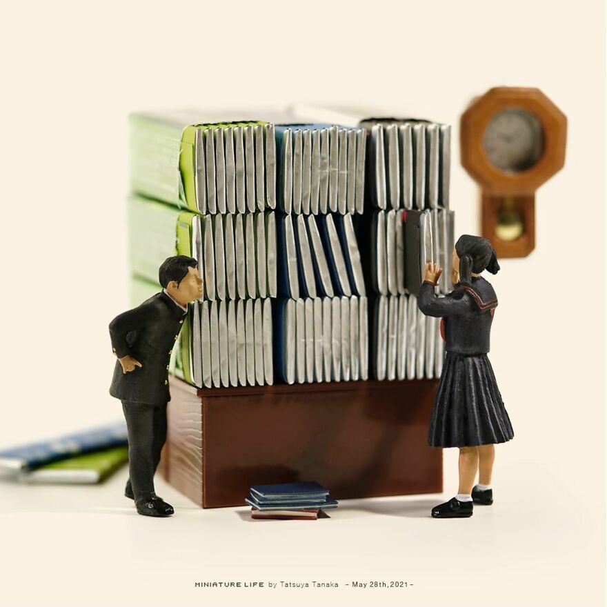 Every Day, This Artist Creates And Photographs Miniature Worlds (New Pics)