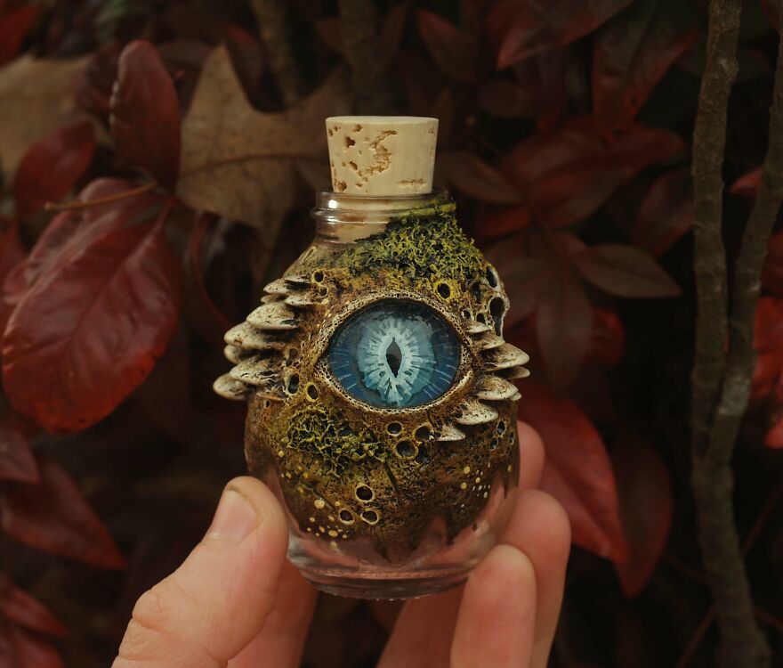 I Make Miniature Fantasy Sculptures And Figurines