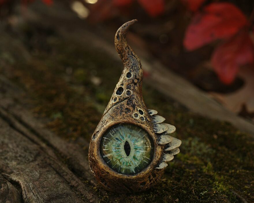 I Make Miniature Fantasy Sculptures And Figurines