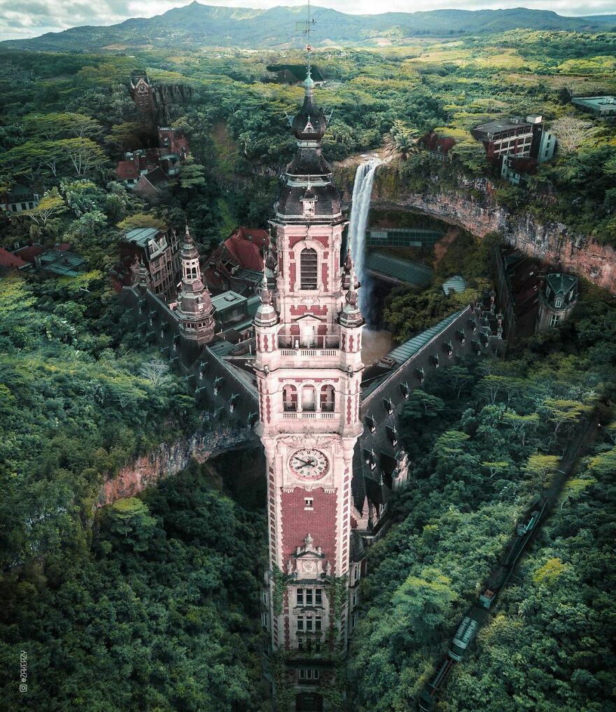 French Digital Artist Uses Architectures And Monuments To Show A New Surreal World (55 Pics)