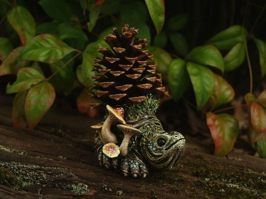 I Make Miniature Fantasy Sculptures And Figurines