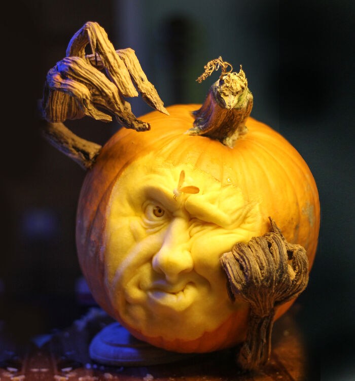 Deane Arnold Brings Pumpkins To Life!