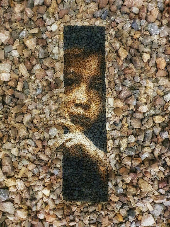 Justin Bateman's Pebble Mosaics