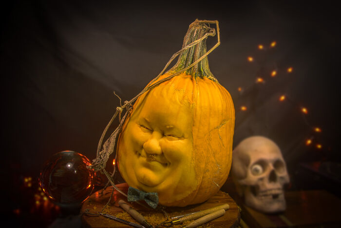 Deane Arnold Brings Pumpkins To Life!