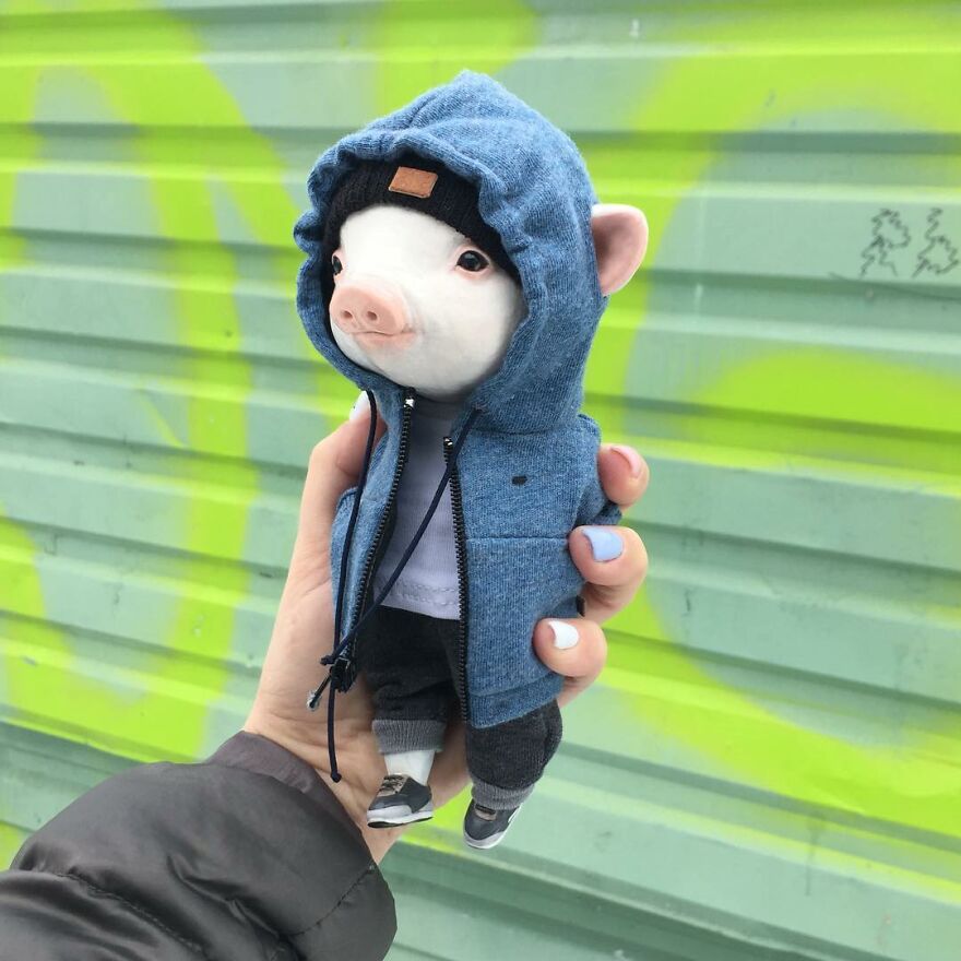 Russian Artist Makes Clay Dolls That Are Cute And Fashionable