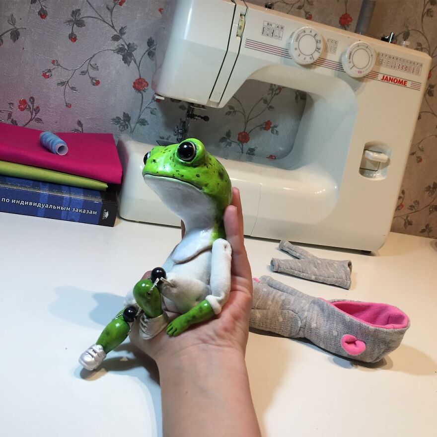 Russian Artist Makes Clay Dolls That Are Cute And Fashionable